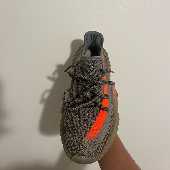 ADIDAS YEEZY BOOST 350 BELUGAS SIZE 12 MENS - Picture 2 of 11